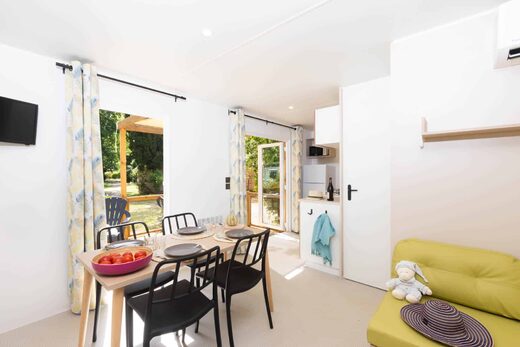 Pourquoi louer un mobil-home au Camping Le Haras pour vos vacances dans les Pyrénées-Orientales ?